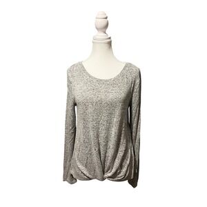 SO‎ heather gray twist-front long sleeve top – size medium